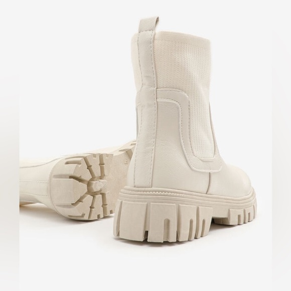 Chelsea Style Ankle Boots with Chunky  Lug Sole - Picture 3 of 10